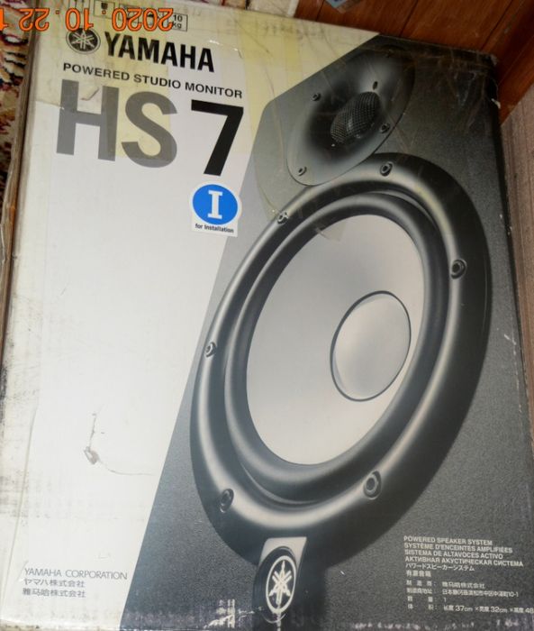 Продам Акустическую систему монитор YAMAHA HS7 черный студийная колонк