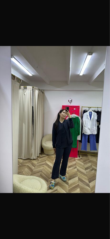 Продам хир. Костюм тройку