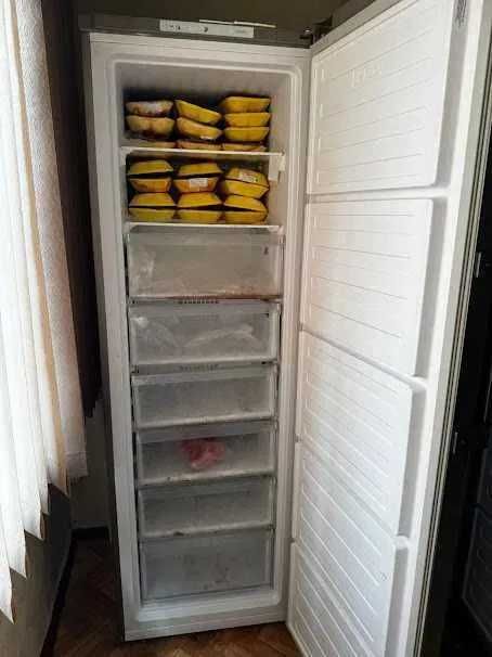Продаётся морозильная камера beko