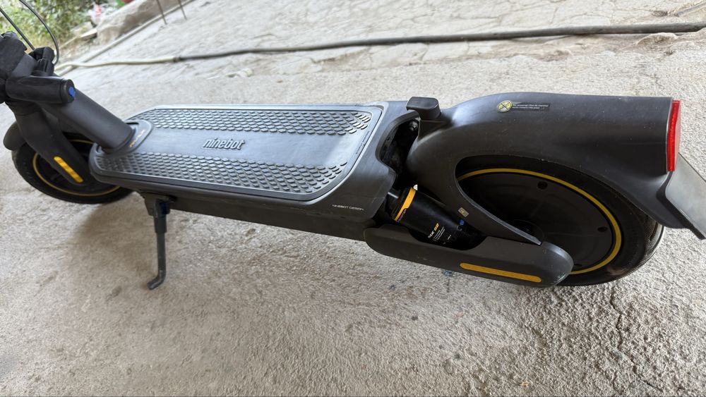Электросамокат Ninebot Segway Max G2