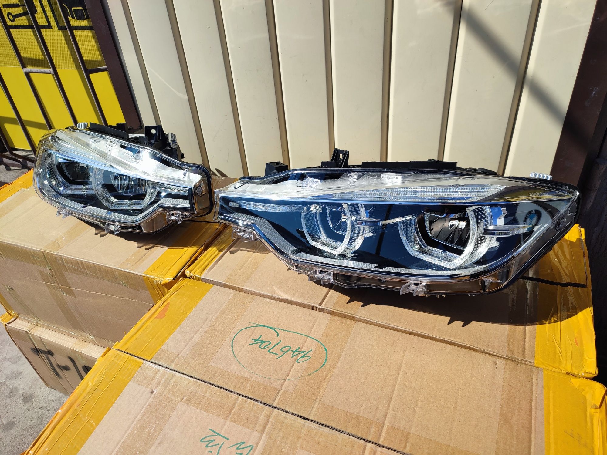 BMW F30 перед фары Led