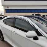 Ветровики дверей Toyota Camry XV80 2024- (Тойота камри) Хром молдинг