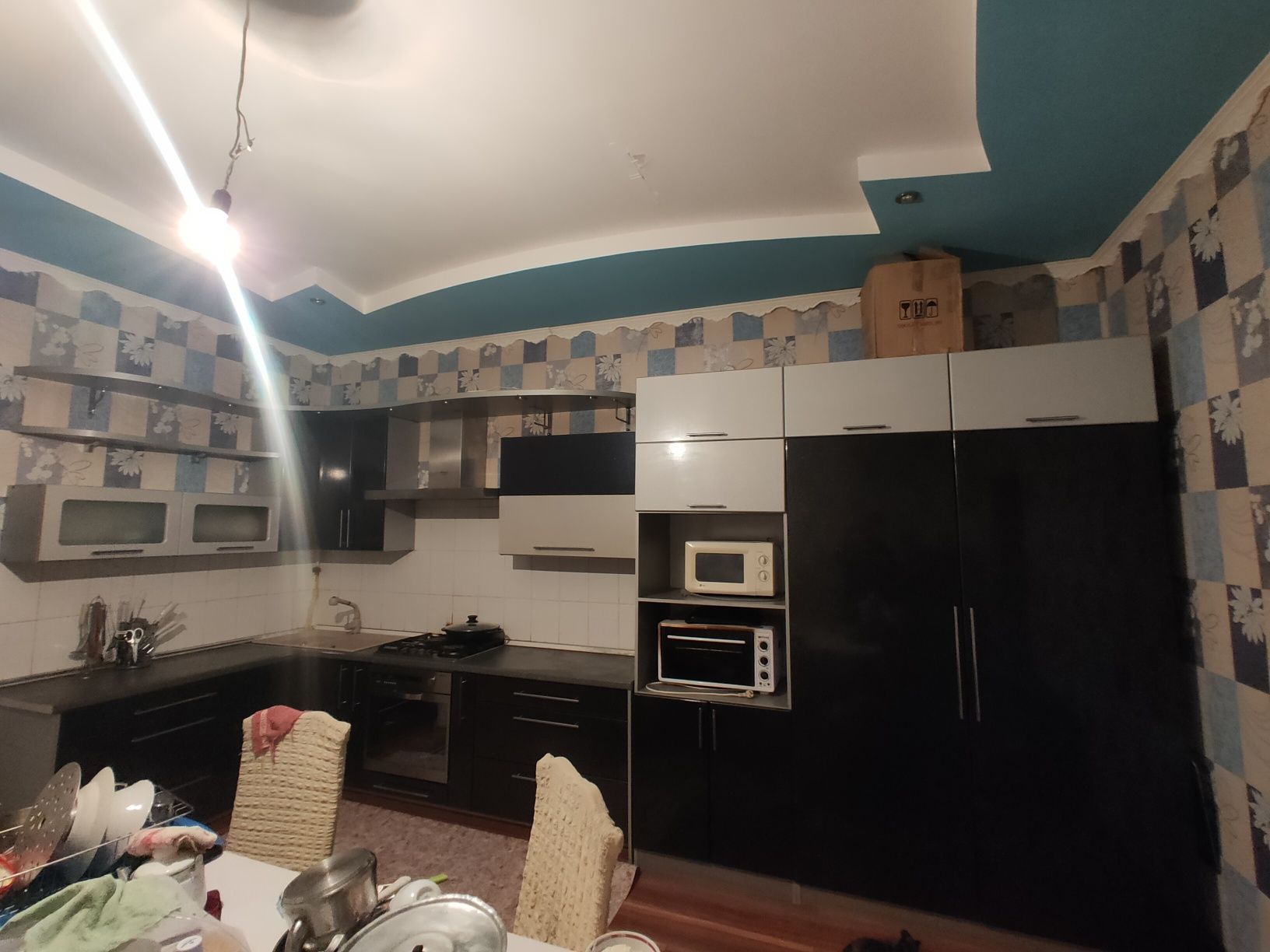 Кухонная гарнитура