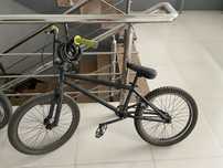 Велосипед bmx.