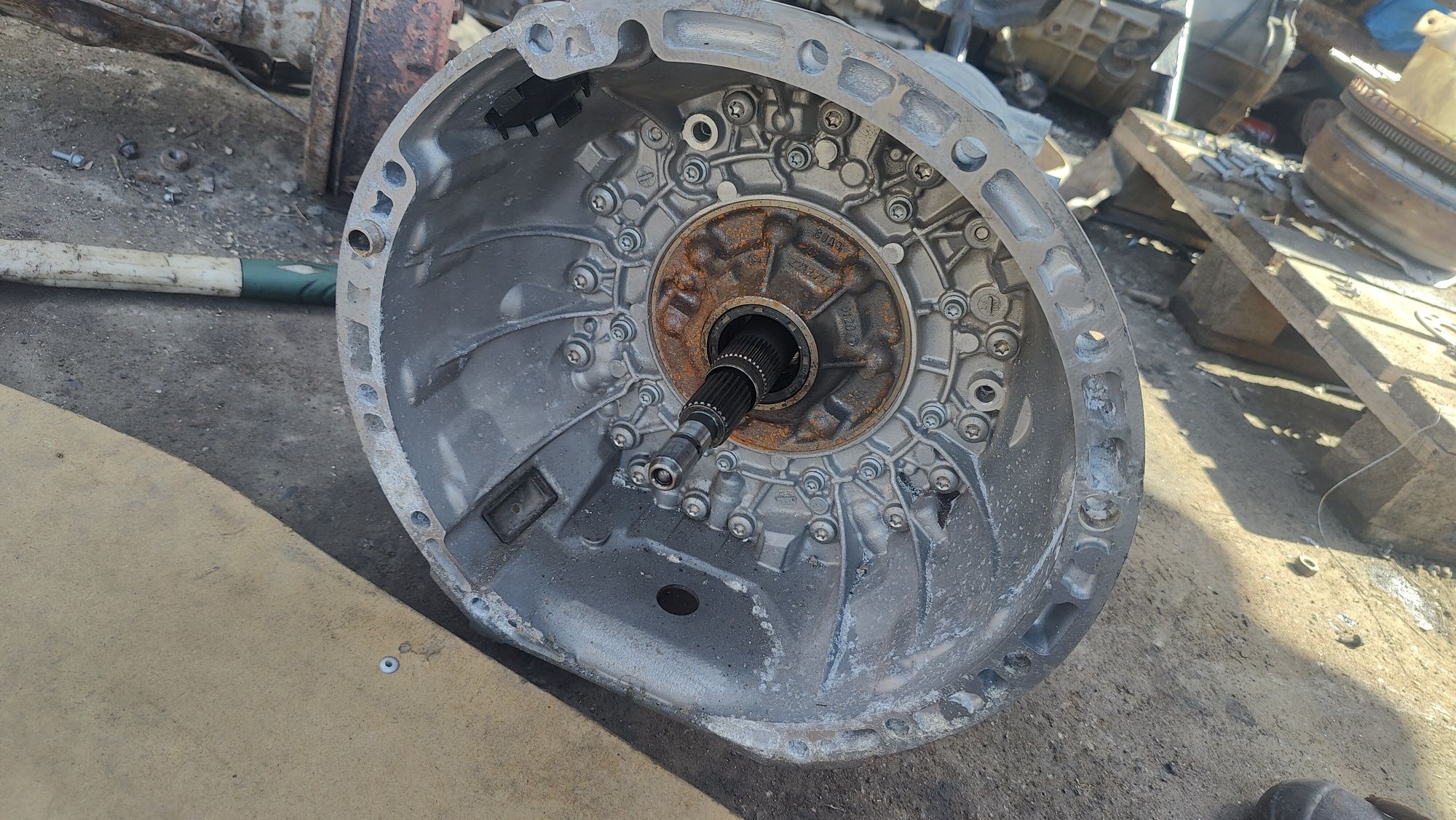 Поддон шатун шкив Мерседес Спринтер 651 Mercedes sprinter 906