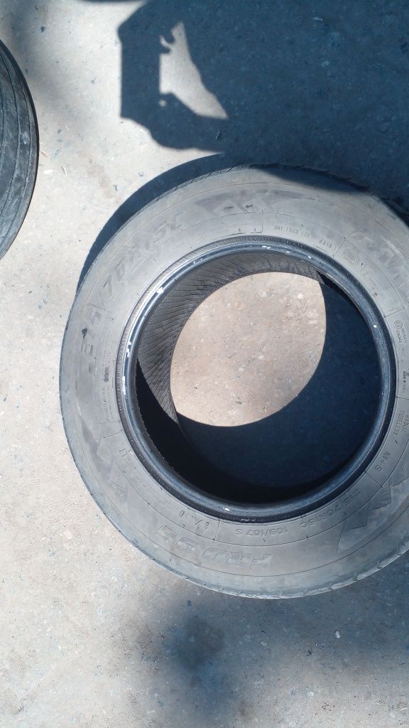 215/70/r15c Продам балон, шину