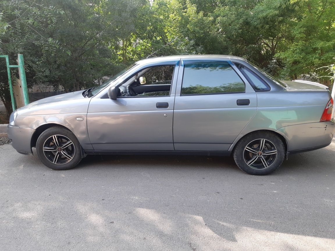 Лада Priora 2010 г.