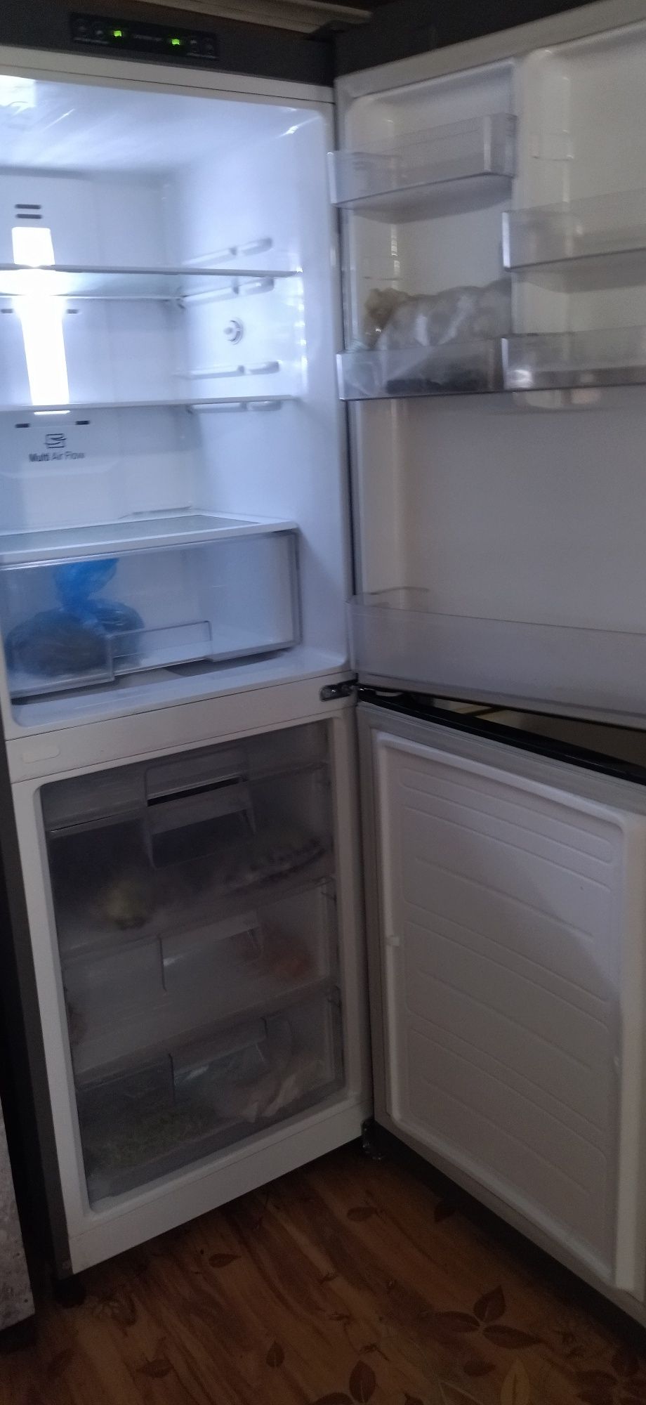 Продам холодильник б/у
