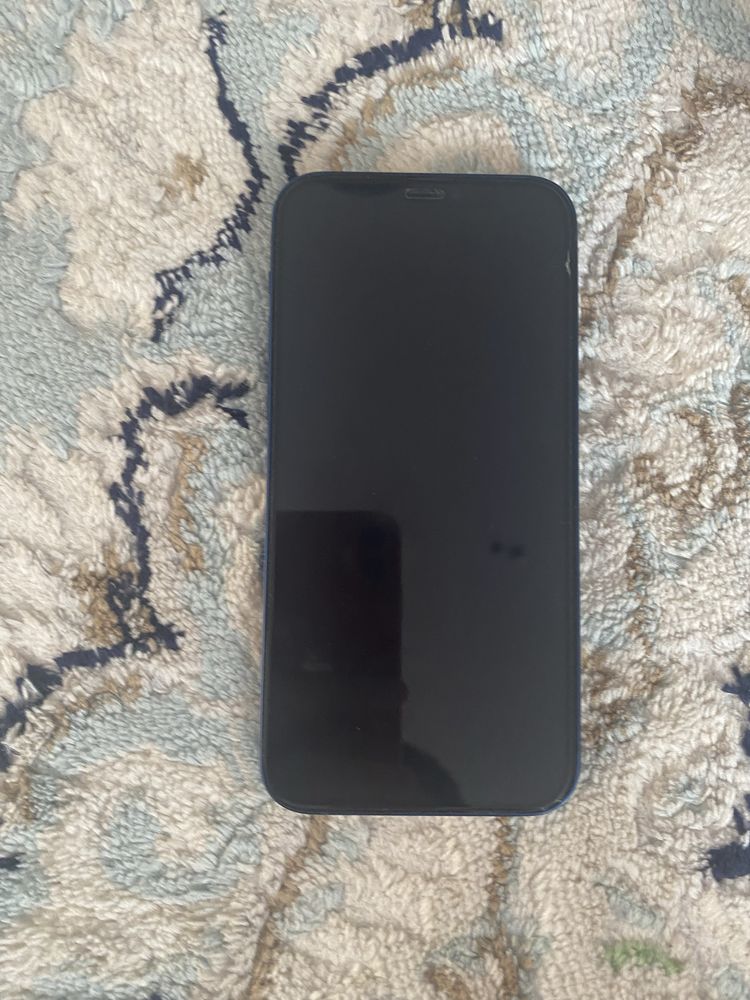 Продам Iphone 12 Хорошем состояний