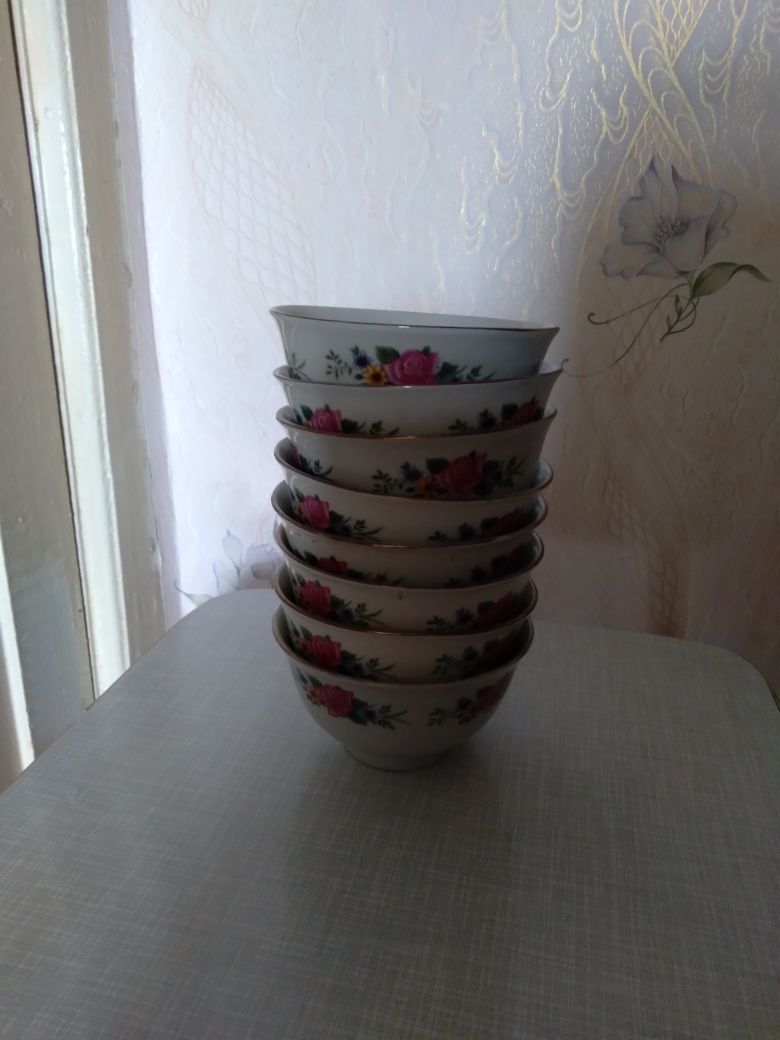 Продам пиалы фарфоровые.