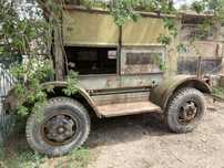 Прицеп военный ішінде ештеңе жоқ………………………………………………………………………………………………..
