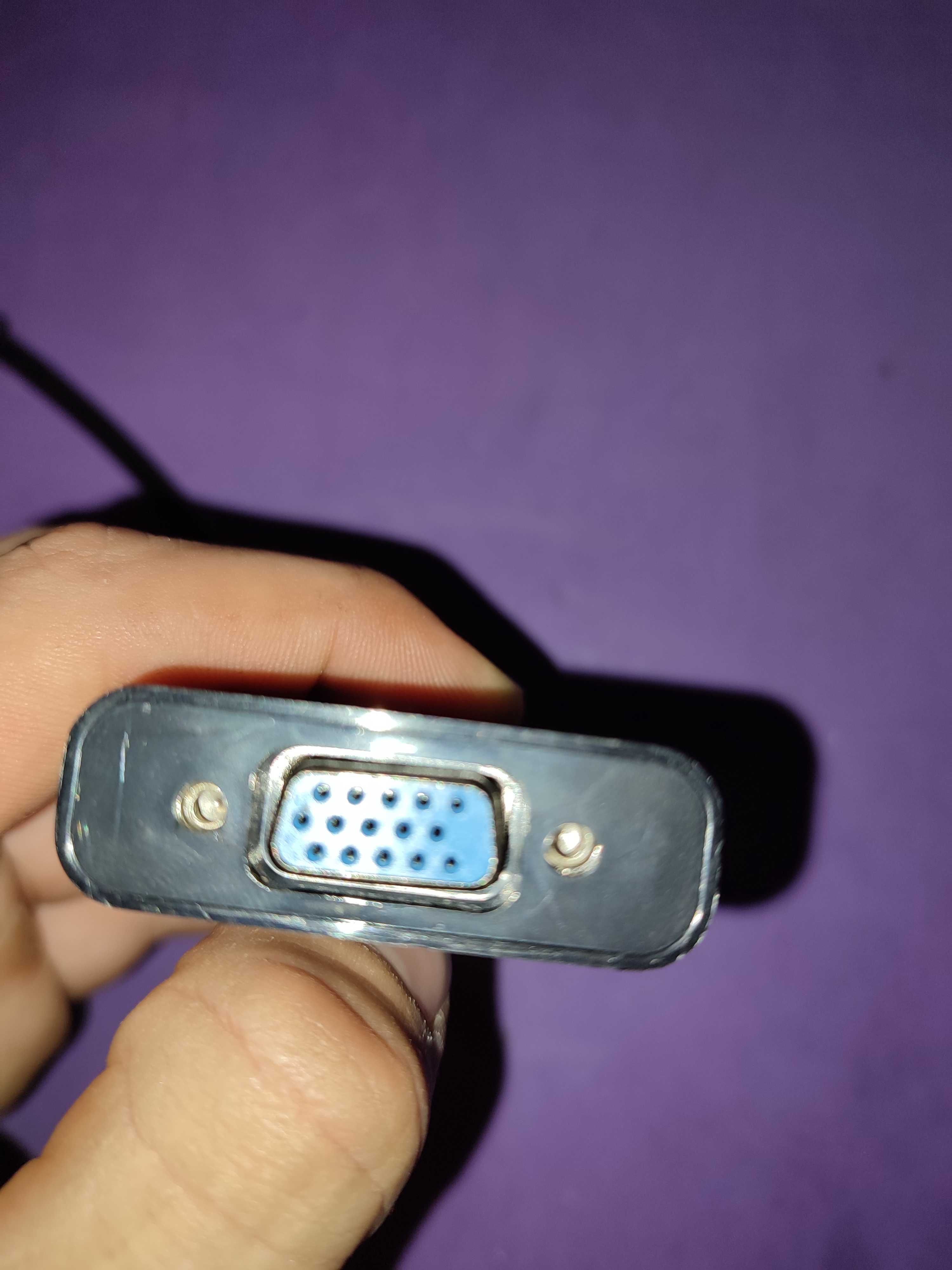 Монитор"Acer" и ,,LG" б/у рабочие в хорошем состоянии.