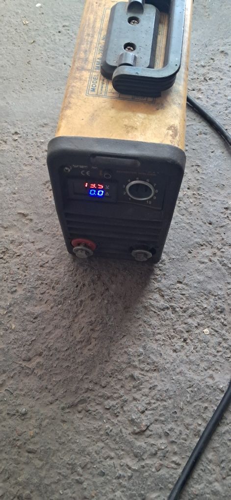 Зарядное устройство на 12 вольт