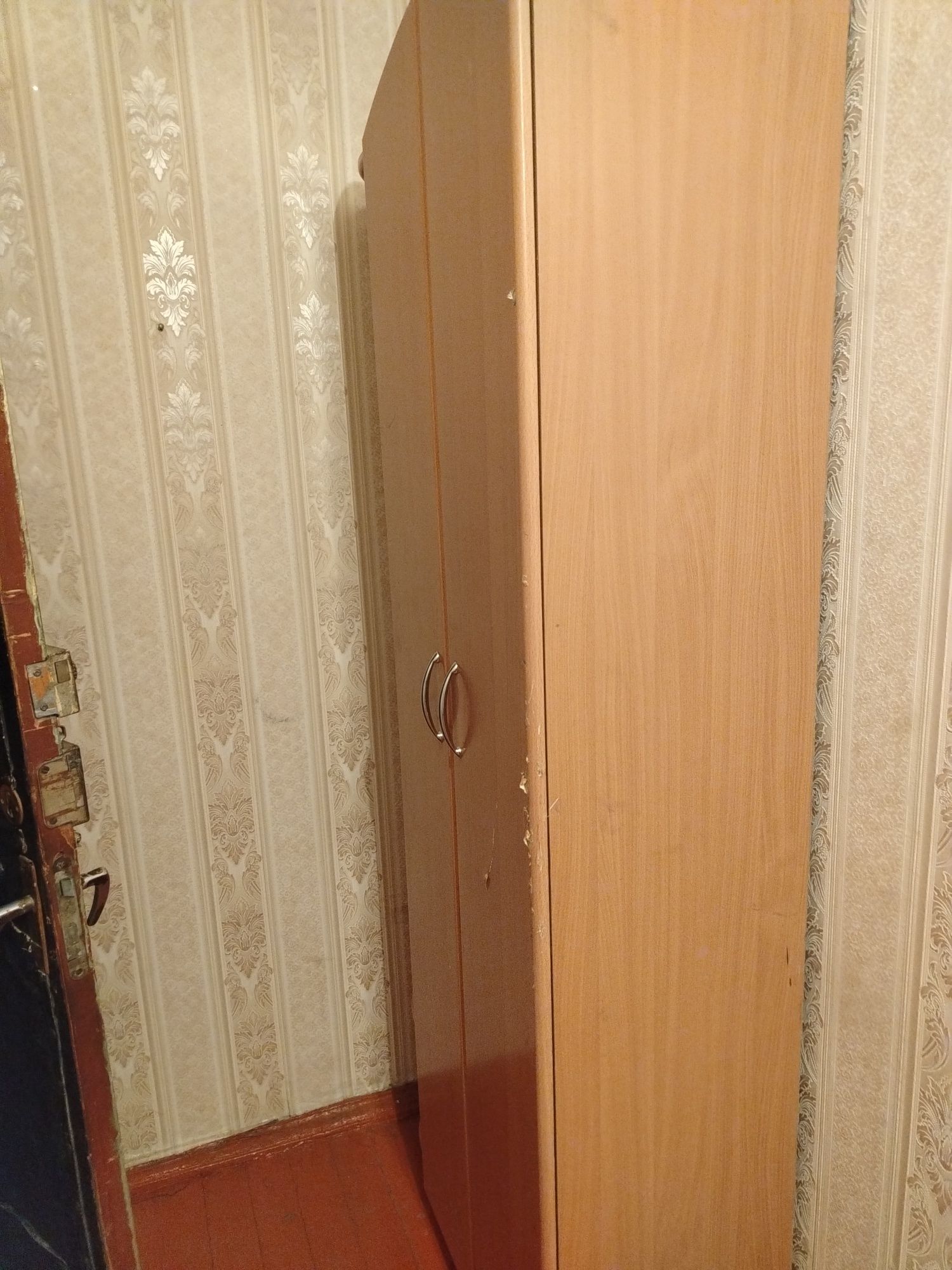 Шкаф для прихожей за 5000