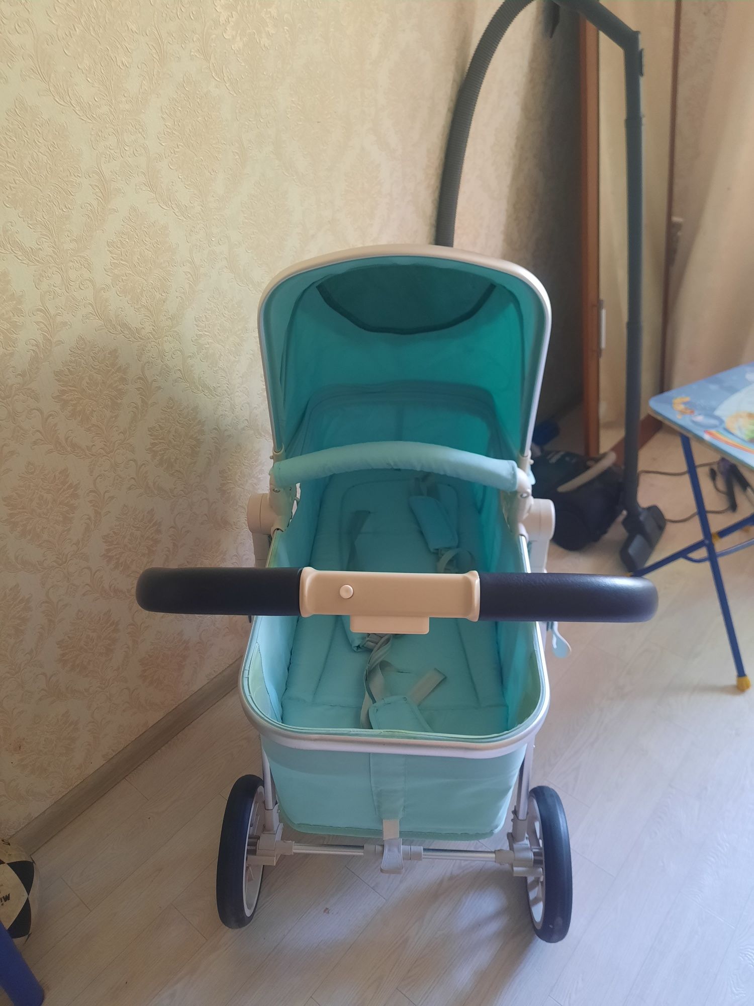 Продам коляску детскую