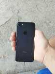 Продам телефон iPhone 7