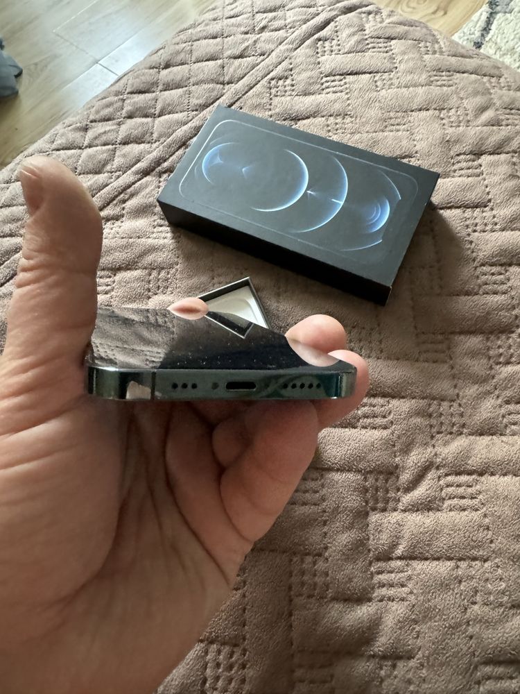 IPhone 12 pro (синий)