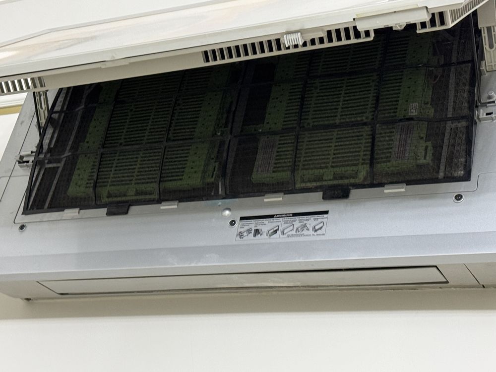 Продатеся кондиционер LG A18LHD/U