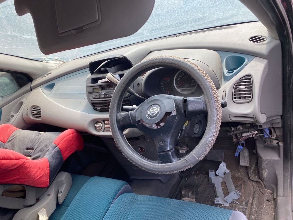 Nissan Tino Ниссан Тино на запчасти