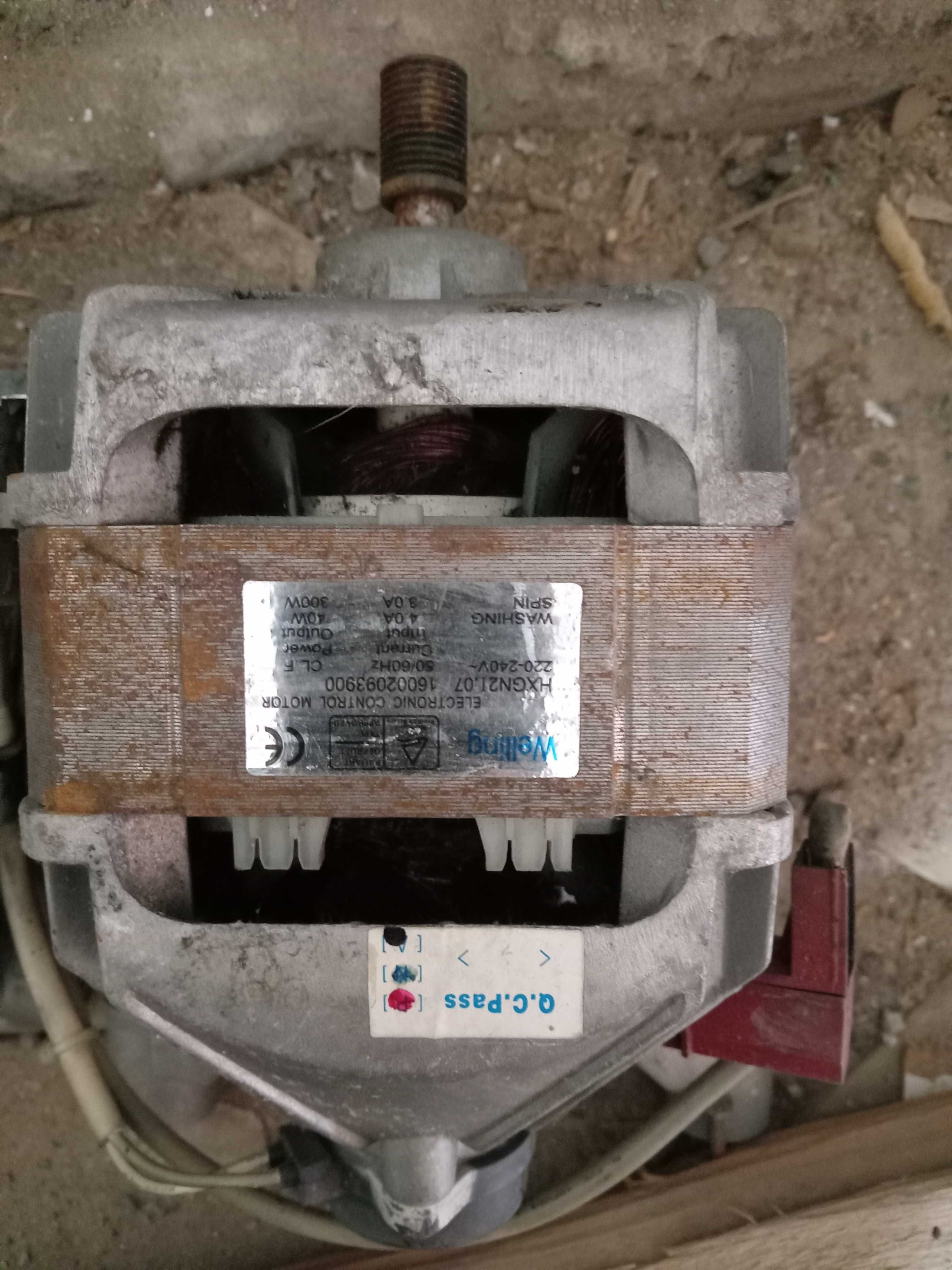 Продам мотор для стиральной машины разные