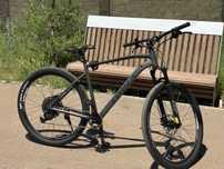 TRINX L1000 Велосипед