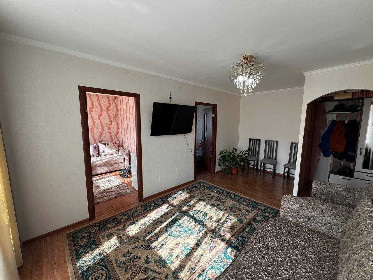 Продам 3х.ком Квартиру 17 микрорайон 38 дом