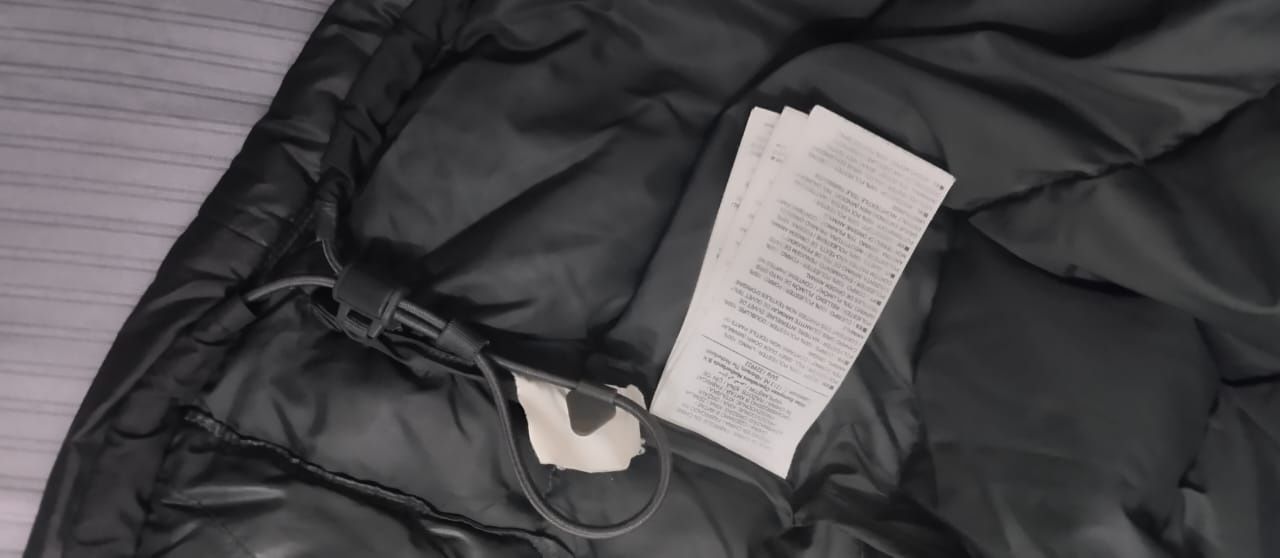 Безрукавка от NIKE. В отличном состоянии.. Лебяжий пух.