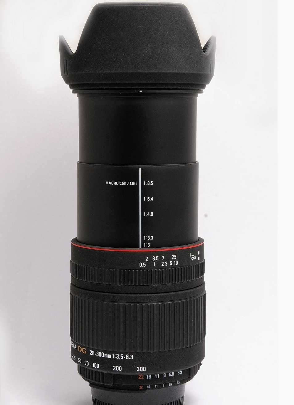 Объектив SIGMA ZOOM 28-300mm 1:3.5-6.3 DG MACRO