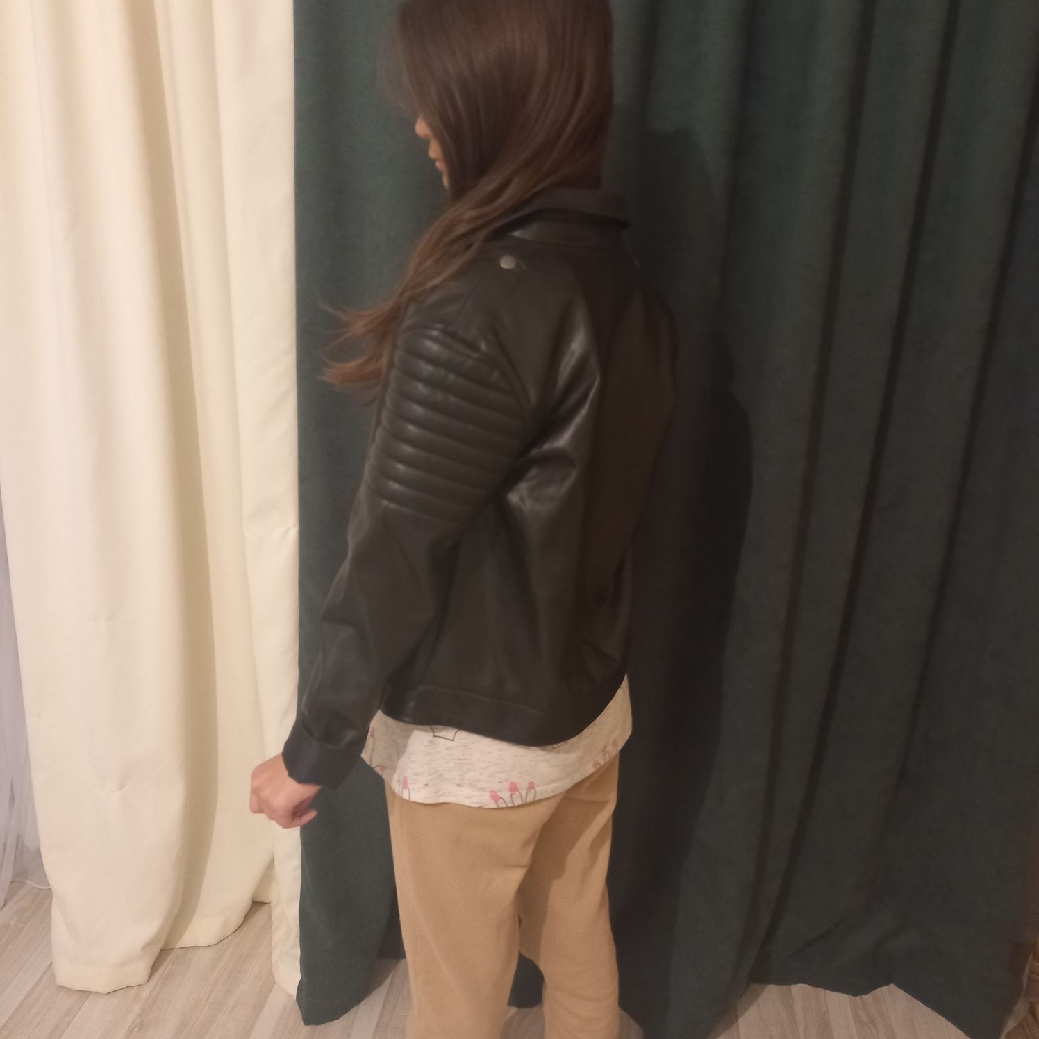Новая косуха Orchestra+в подарок кофта Zara