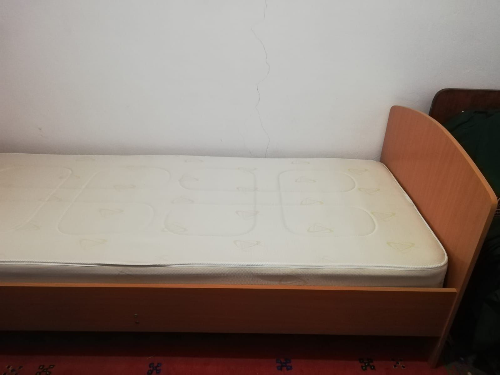 Продается  кровать