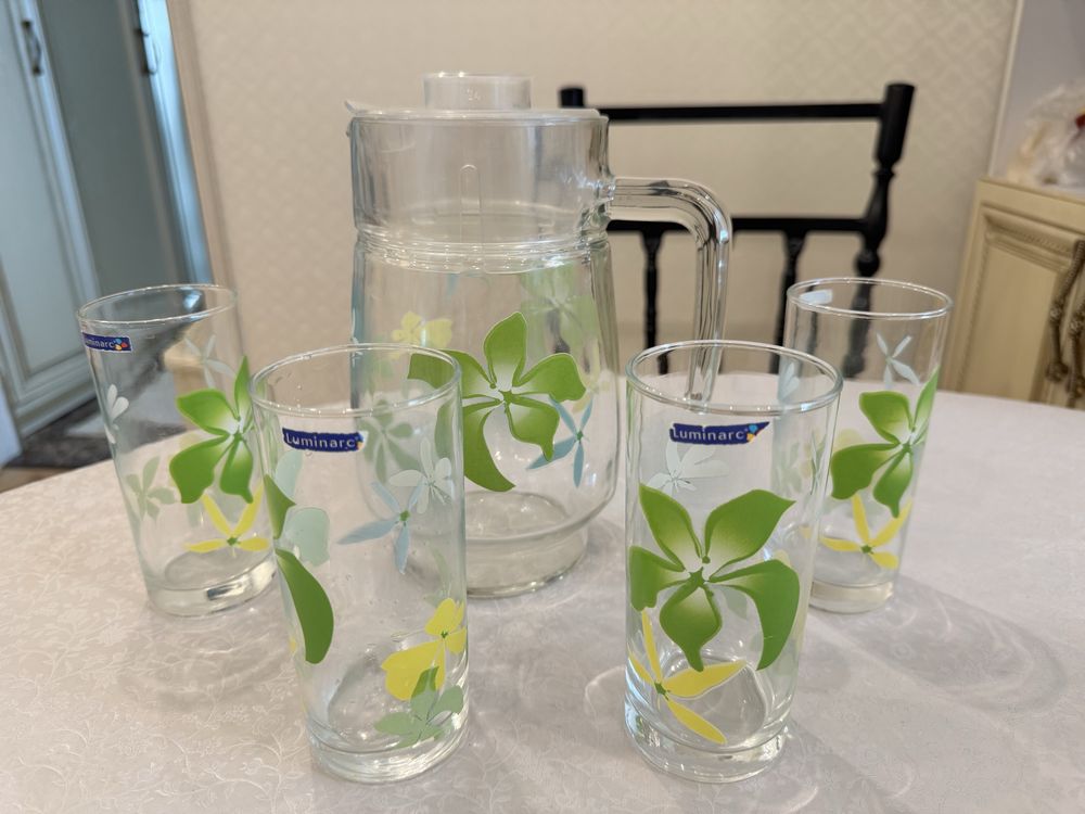 Продам кувшин 1,6 л с 6 стаканами фирмы Luminarc Франция Green Ode,