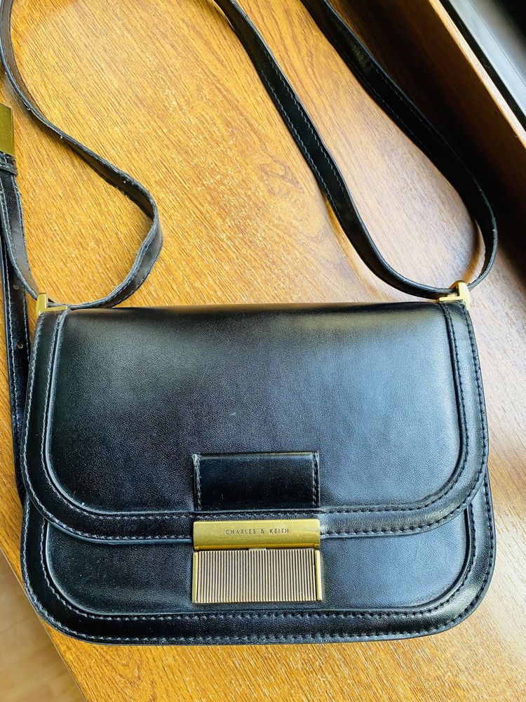 Сумка Charles&Keith