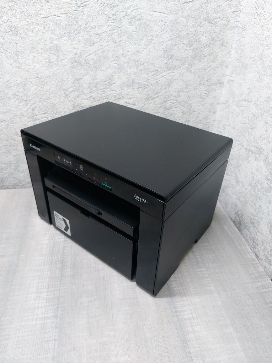 Canon MF3010 МФУ
принтер, сканер, копир