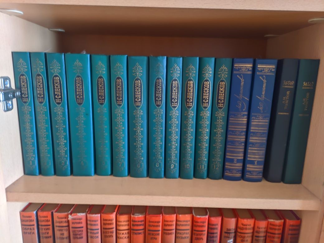 Книги разные 500 тг/шт