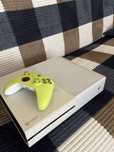 Xbox one fat продам