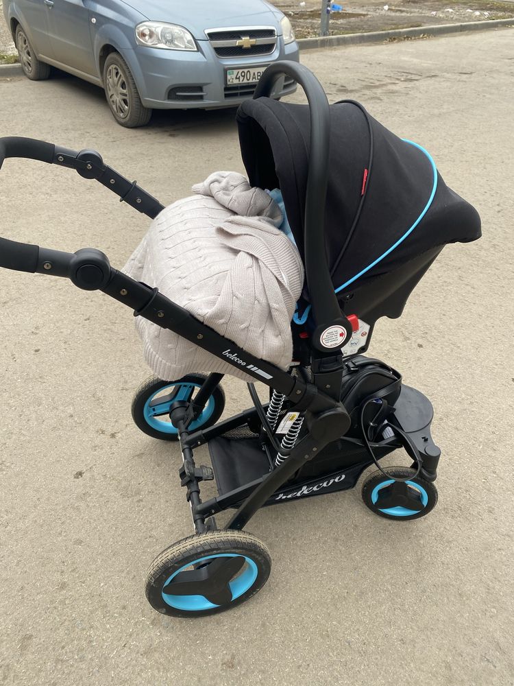 Продам коляску 3в1