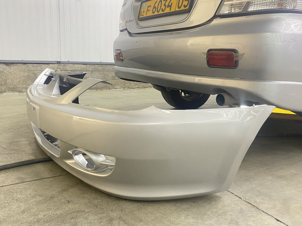 Mitsubishi Lancer бампер Лансер бампер нови