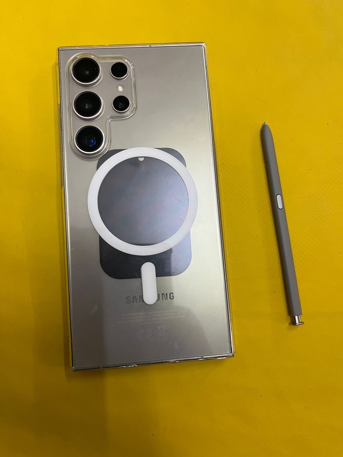 Samsung s24 ultra  256gb natural titanium