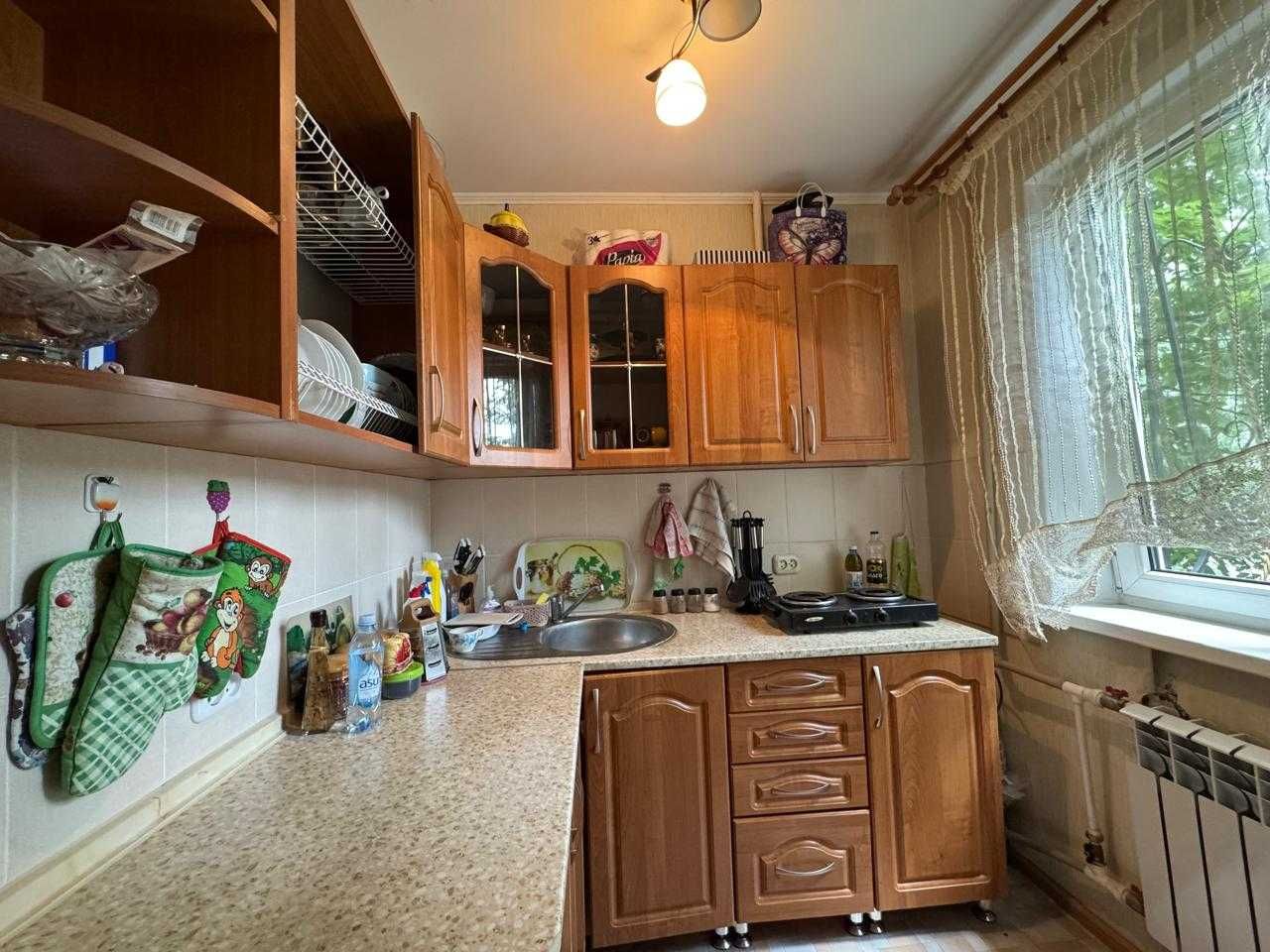 S  Продам 1- ком на 3 мкр , не угловая, 1/5 этаж