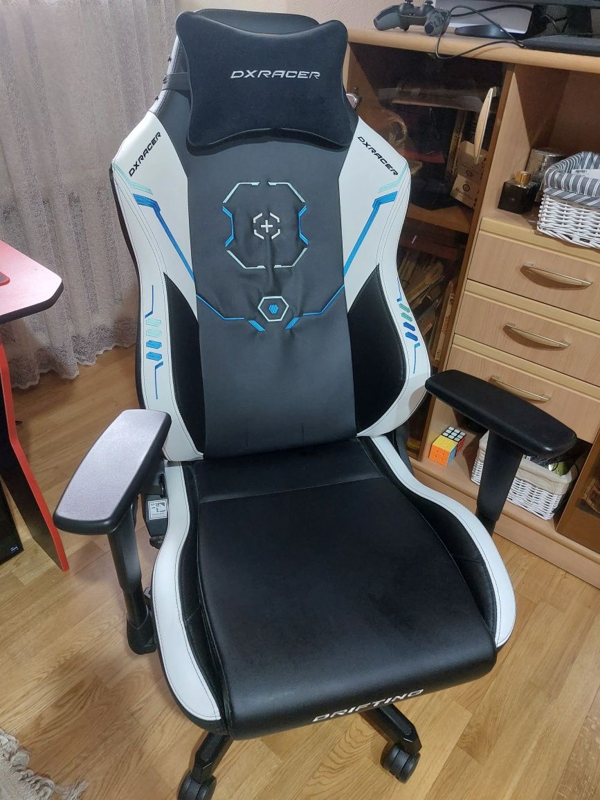 Игровое кресло Dxracer drifting