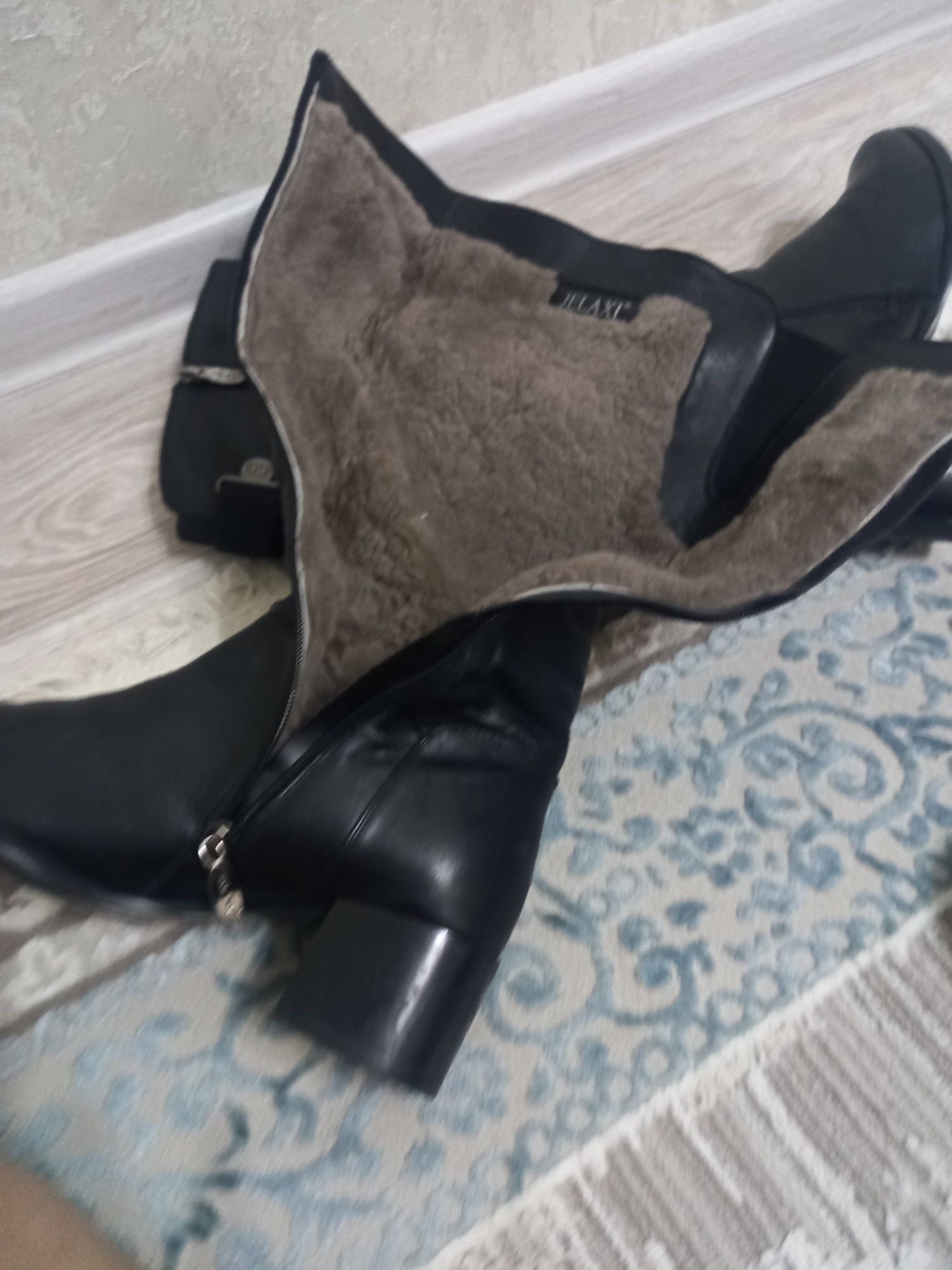 Продам сапоги зимние