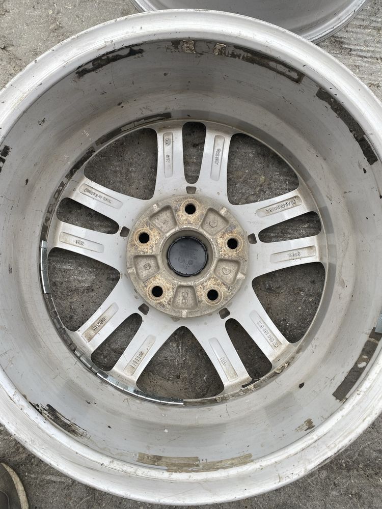 Диски на Volkswagen Touareg