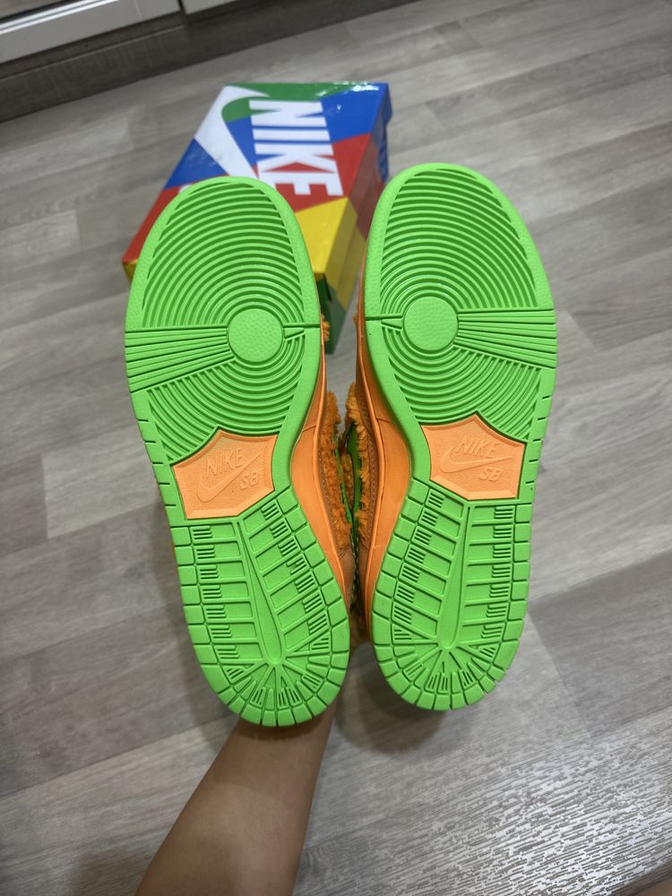 Новые кроссовки найк  SB Dunk Grateful Orange Bear