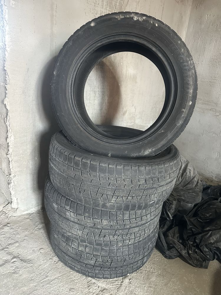 Продам шины в хорошем состояний липучка