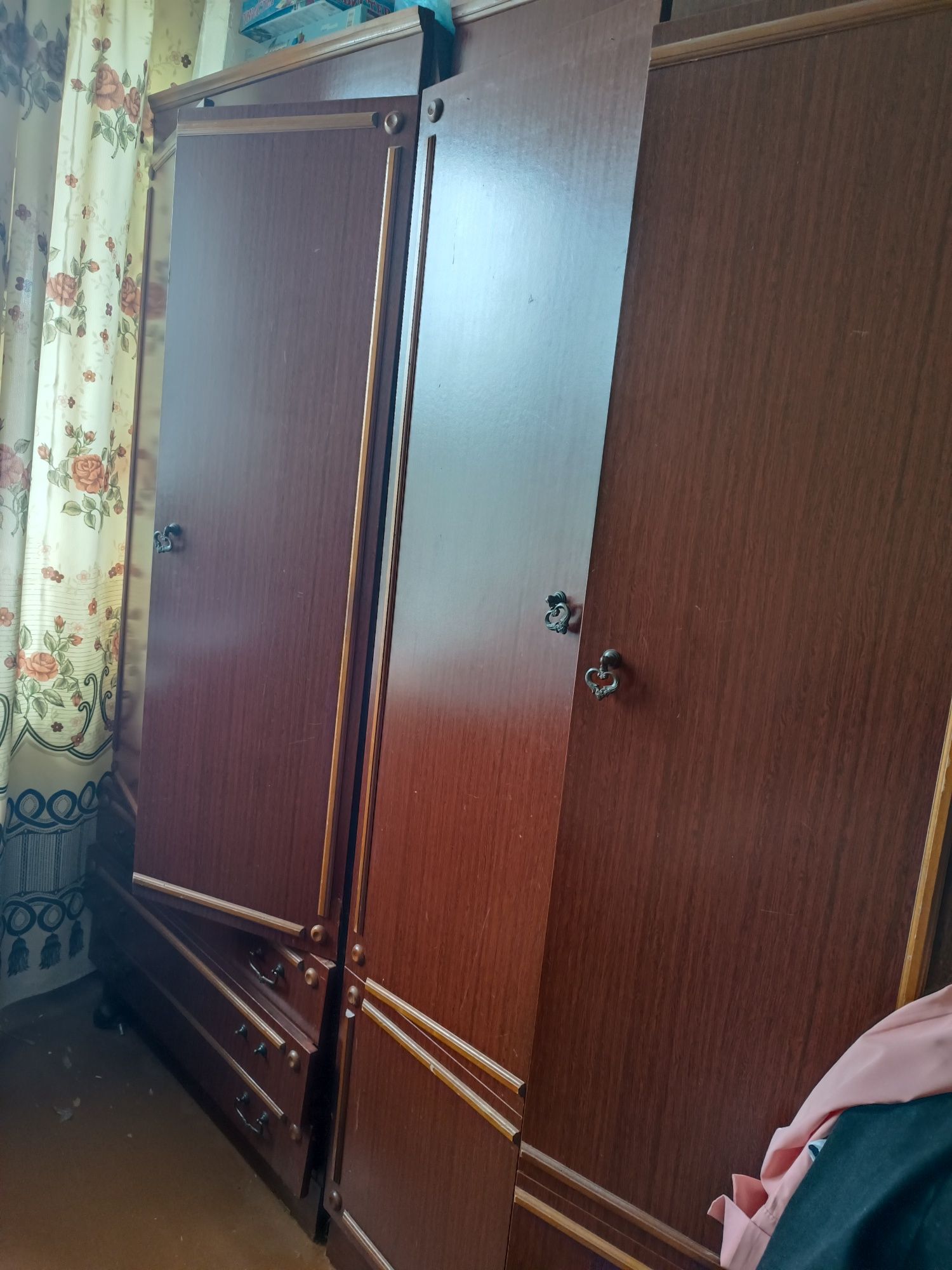 Отдам шкафы бесплатно