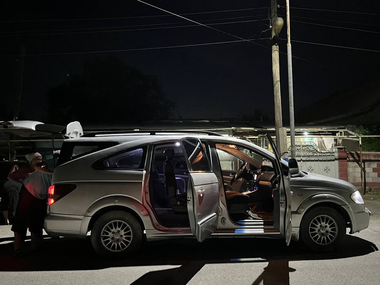Минивэн Ssang Yong
