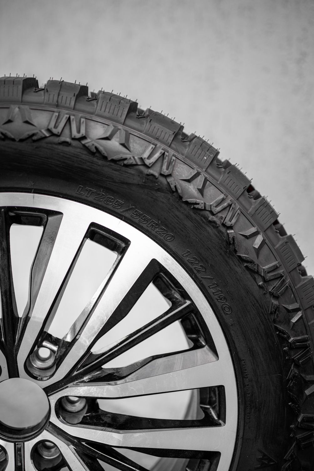 Three-A 285/70R17 LT Challenger M/T 121/118Q