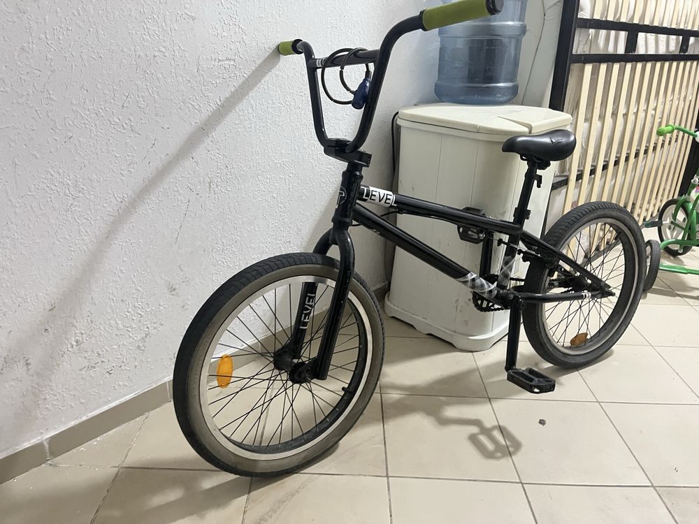bmx level черный