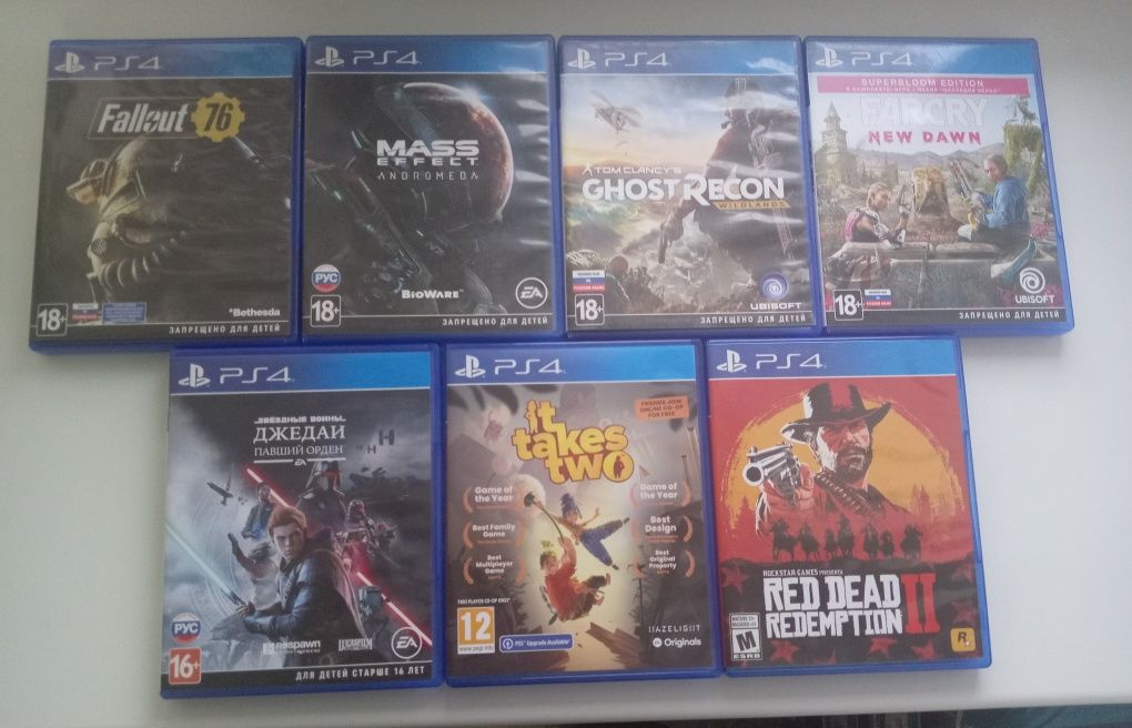 Продам PS4 slim 1 tb подробнее в описании