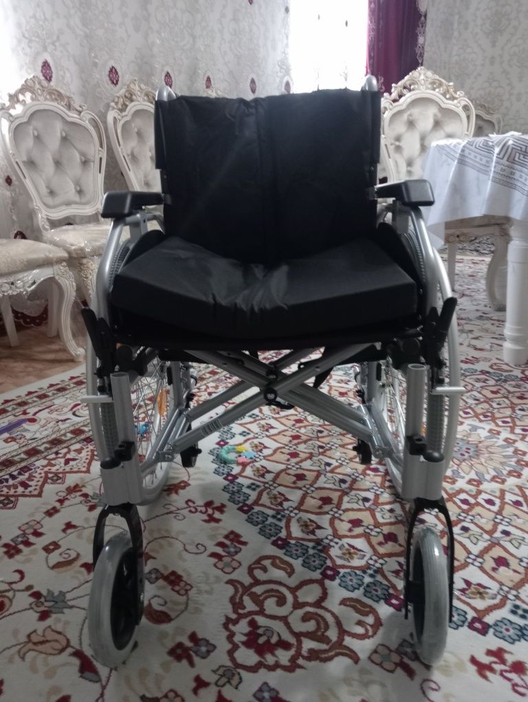 Инвалидный кальяска